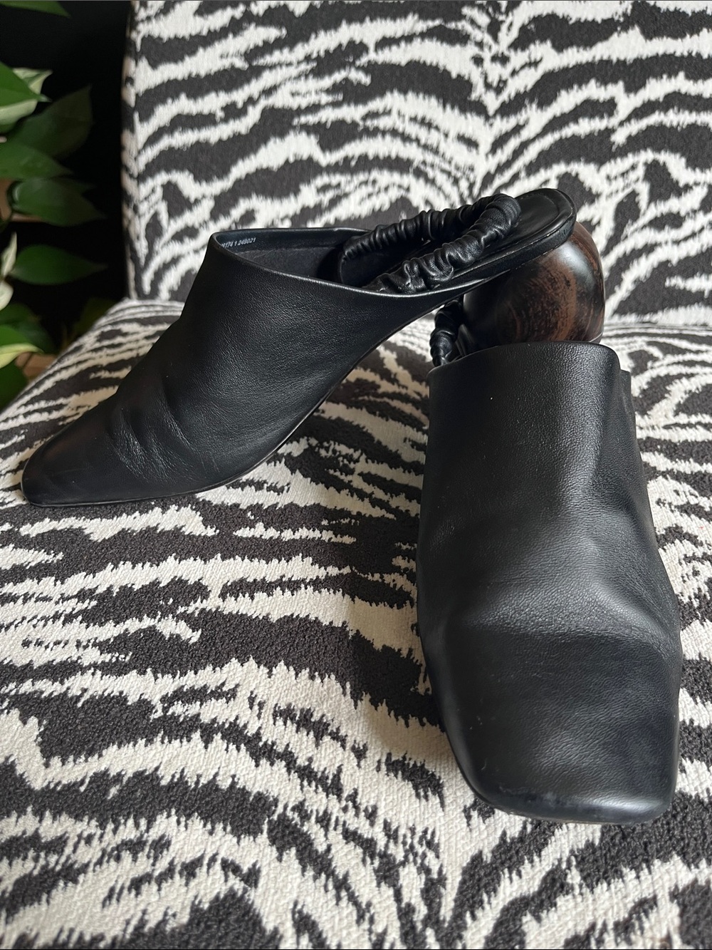 COS leather/wood slingback.      40
